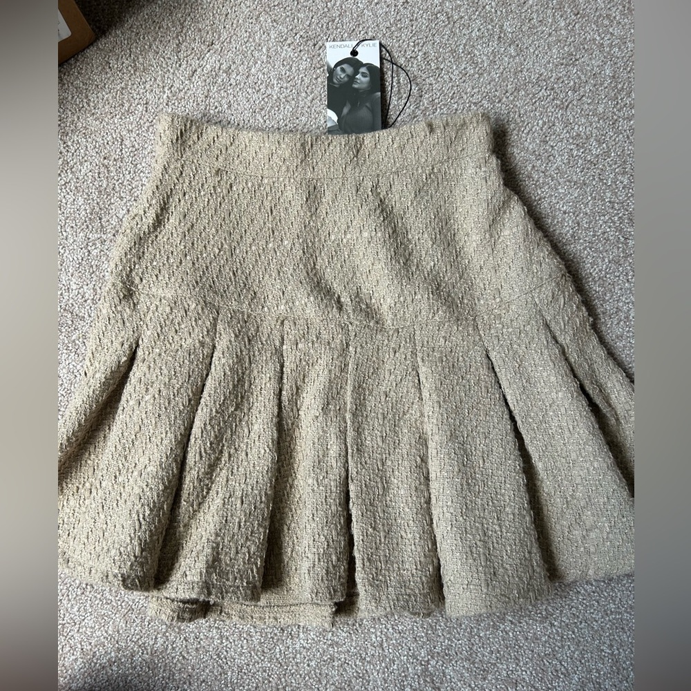 NWTS Kendall and Kylie skirt